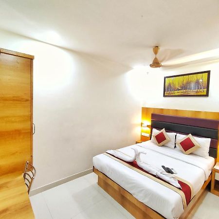Gateway Suites Bombay Extérieur photo